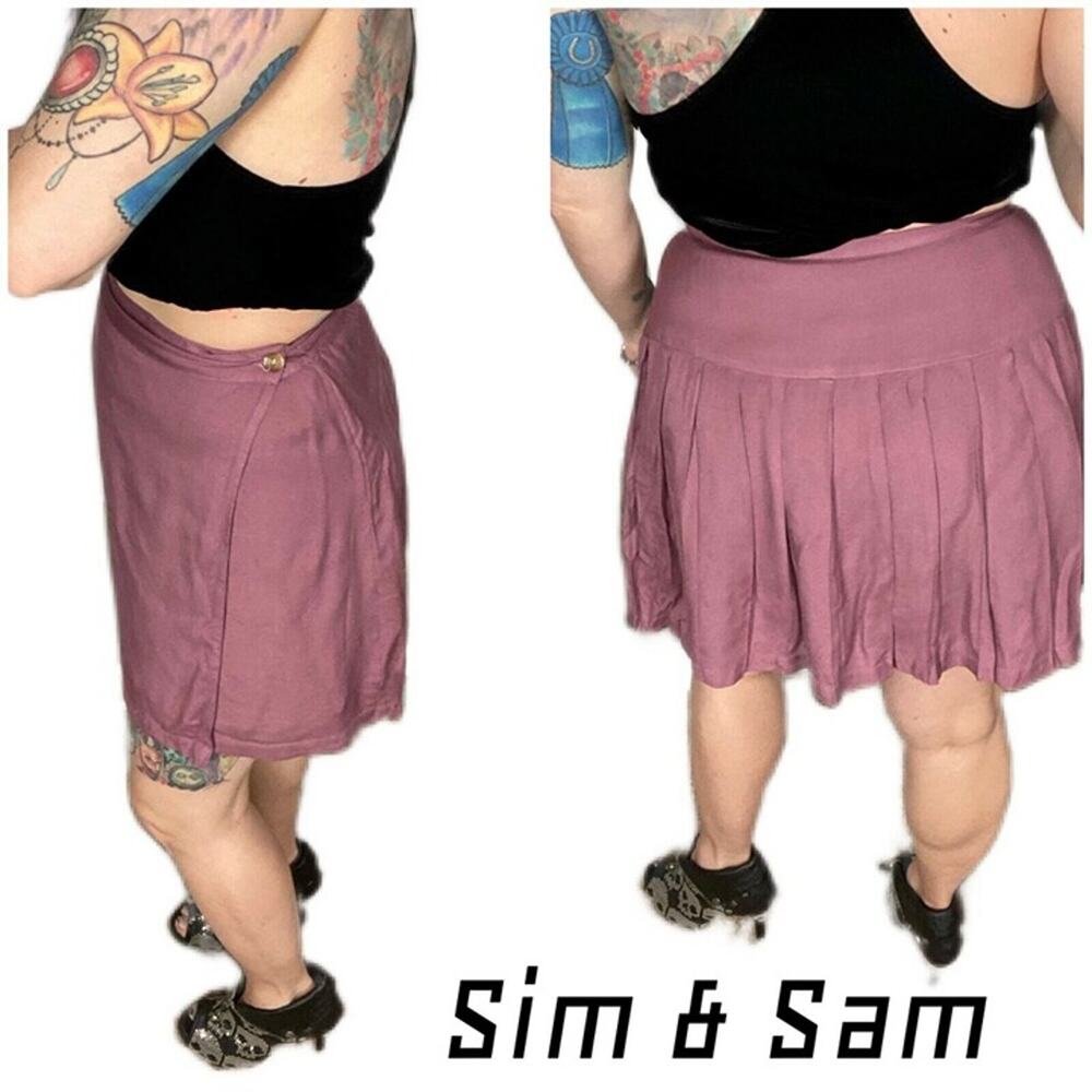 Sim & Sam mauve mini wrap skirt with pleating "urban sample"